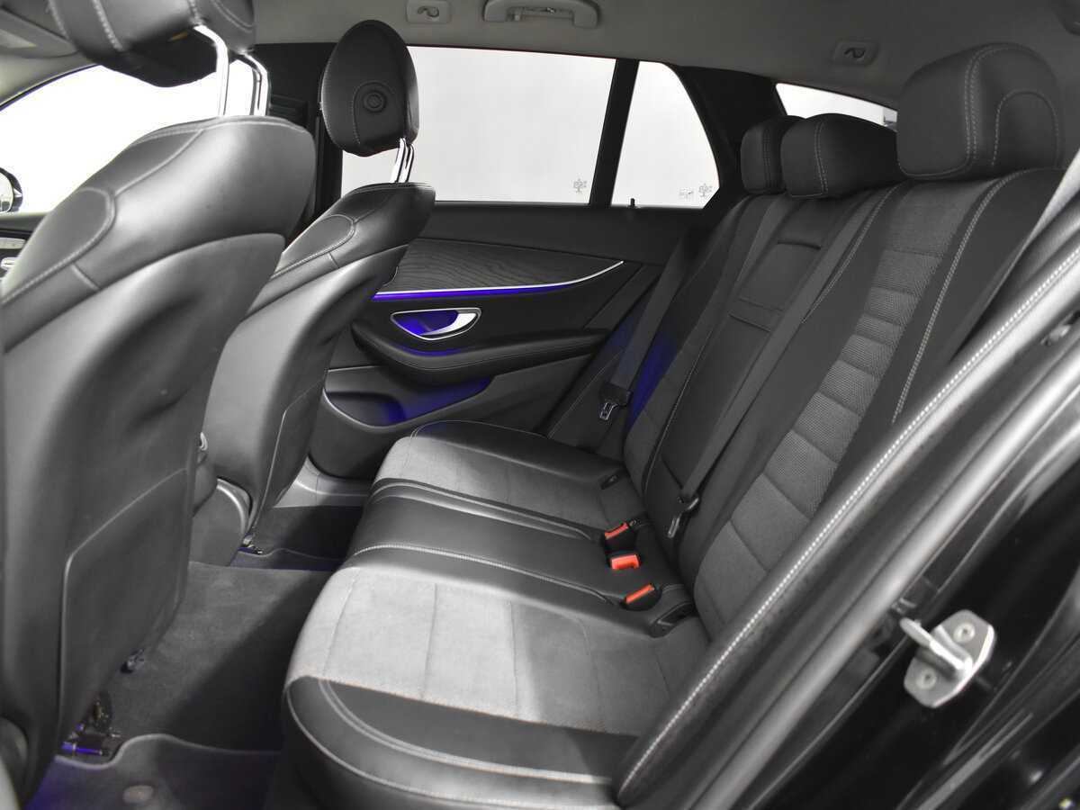 Mercedes-Benz E-Класс с пробегом — 2017 год. Фото: #6
