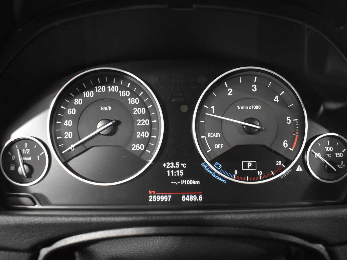 BMW 3 серии с пробегом — 2013 год. Фото: #11