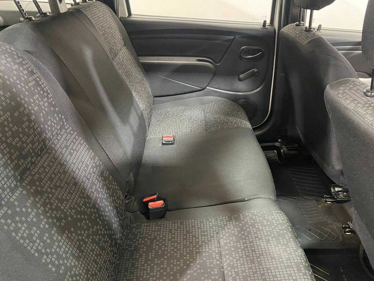 Lada (ВАЗ) Largus с пробегом — 2019 год. Фото: #9