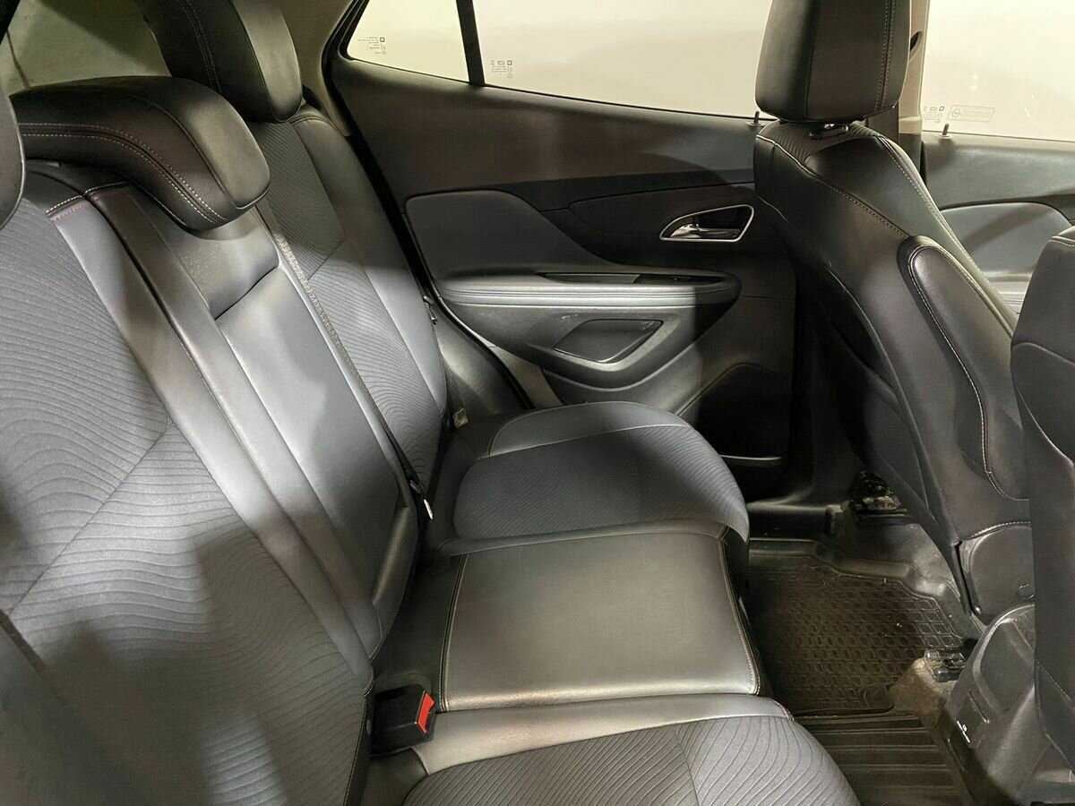 Opel Mokka с пробегом — 2014 год. Фото: #10