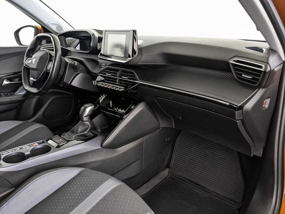 Peugeot 2008 с пробегом — 2020 год. Фото: #8