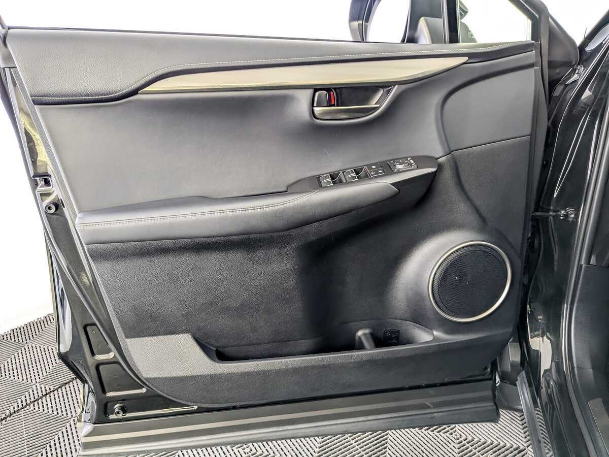 Lexus NX с пробегом — 2018 год. Фото: #14
