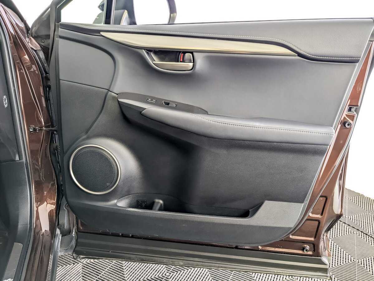 Lexus NX с пробегом — 2017 год. Фото: #19