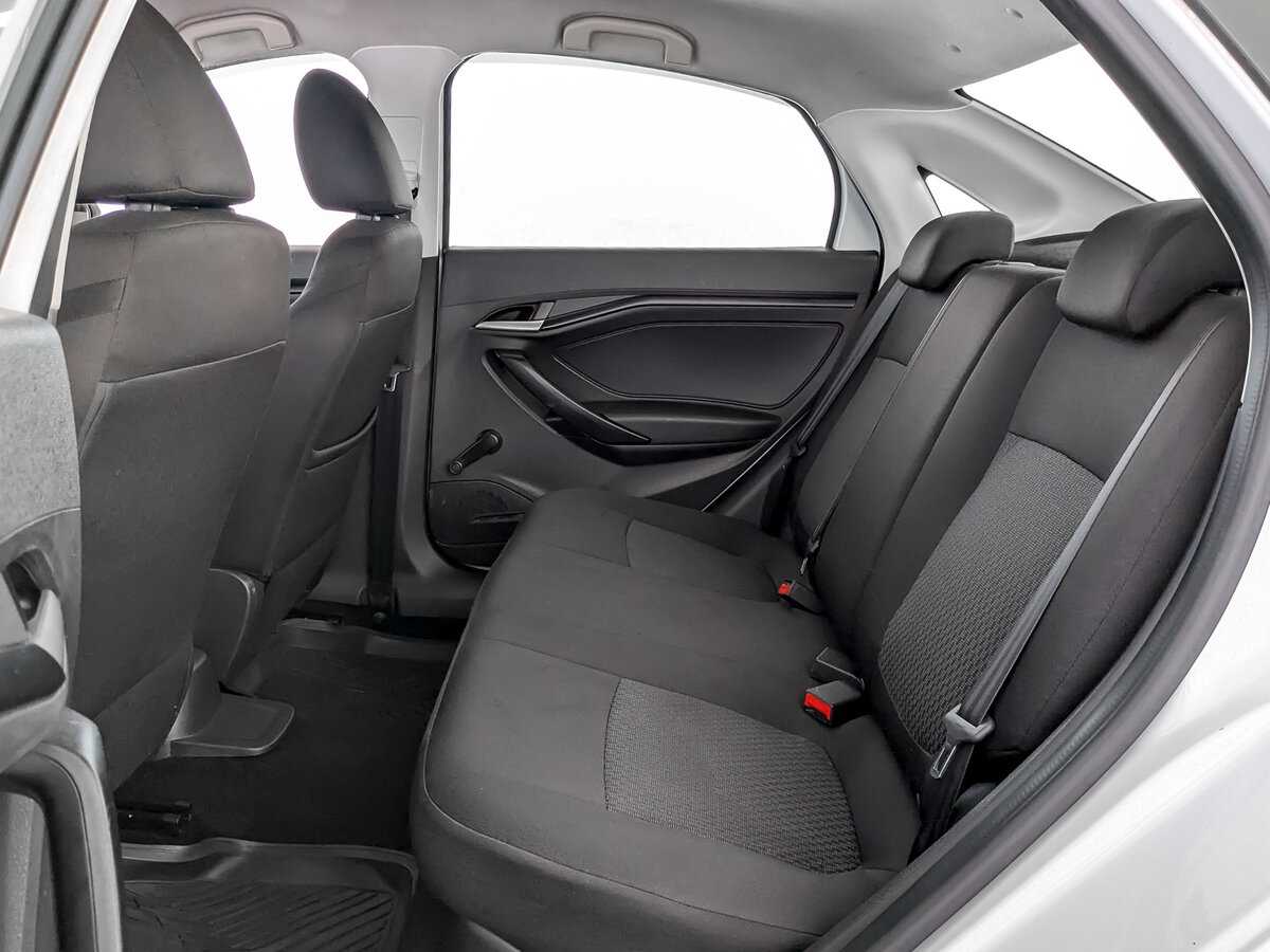 Lada (ВАЗ) Vesta с пробегом — 2019 год. Фото: #9