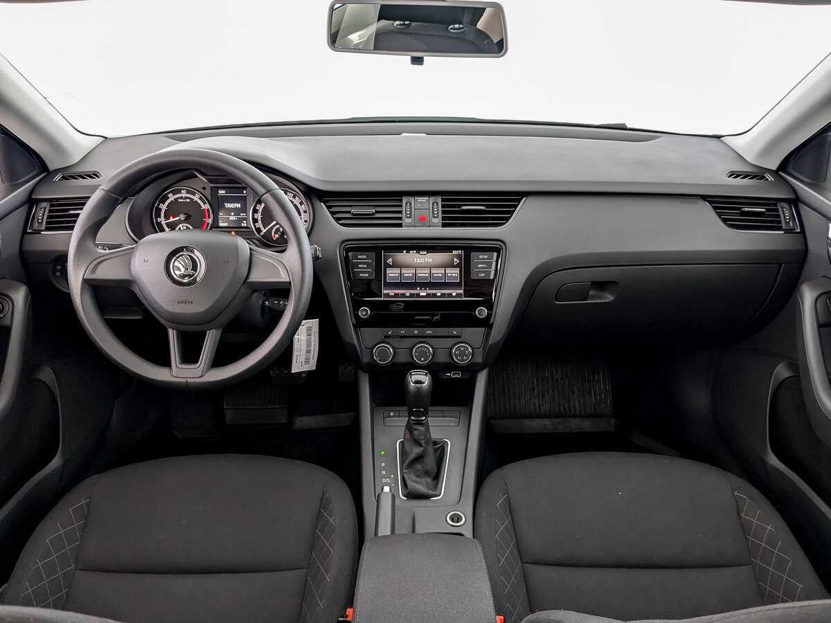 Skoda Octavia с пробегом — 2020 год. Фото: #11
