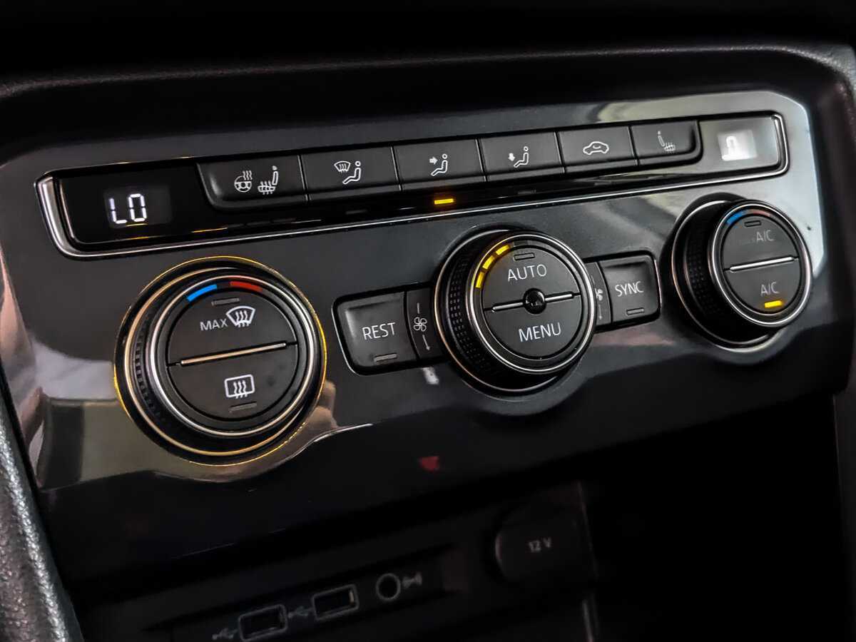 Volkswagen Tiguan с пробегом — 2020 год. Фото: #20