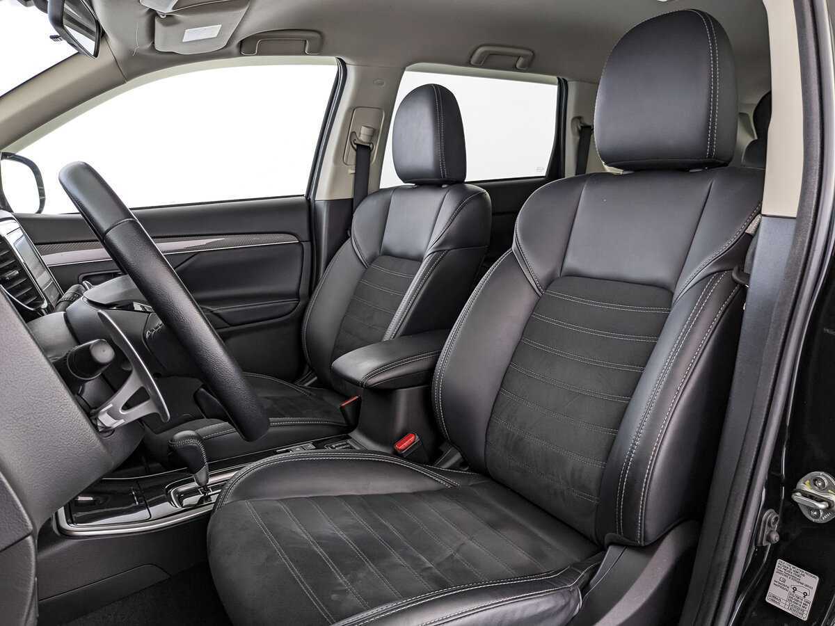 Mitsubishi Outlander с пробегом — 2022 год. Фото: #15