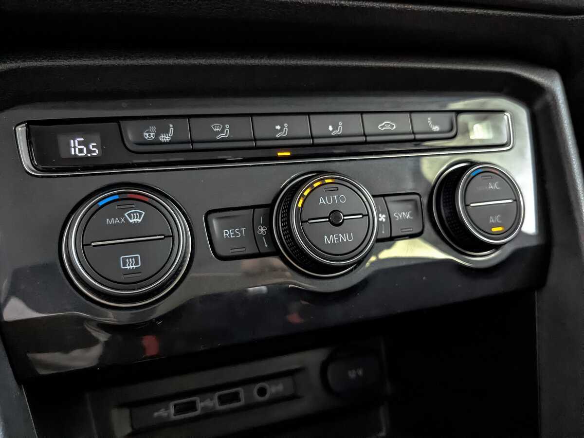 Volkswagen Tiguan с пробегом — 2020 год. Фото: #23