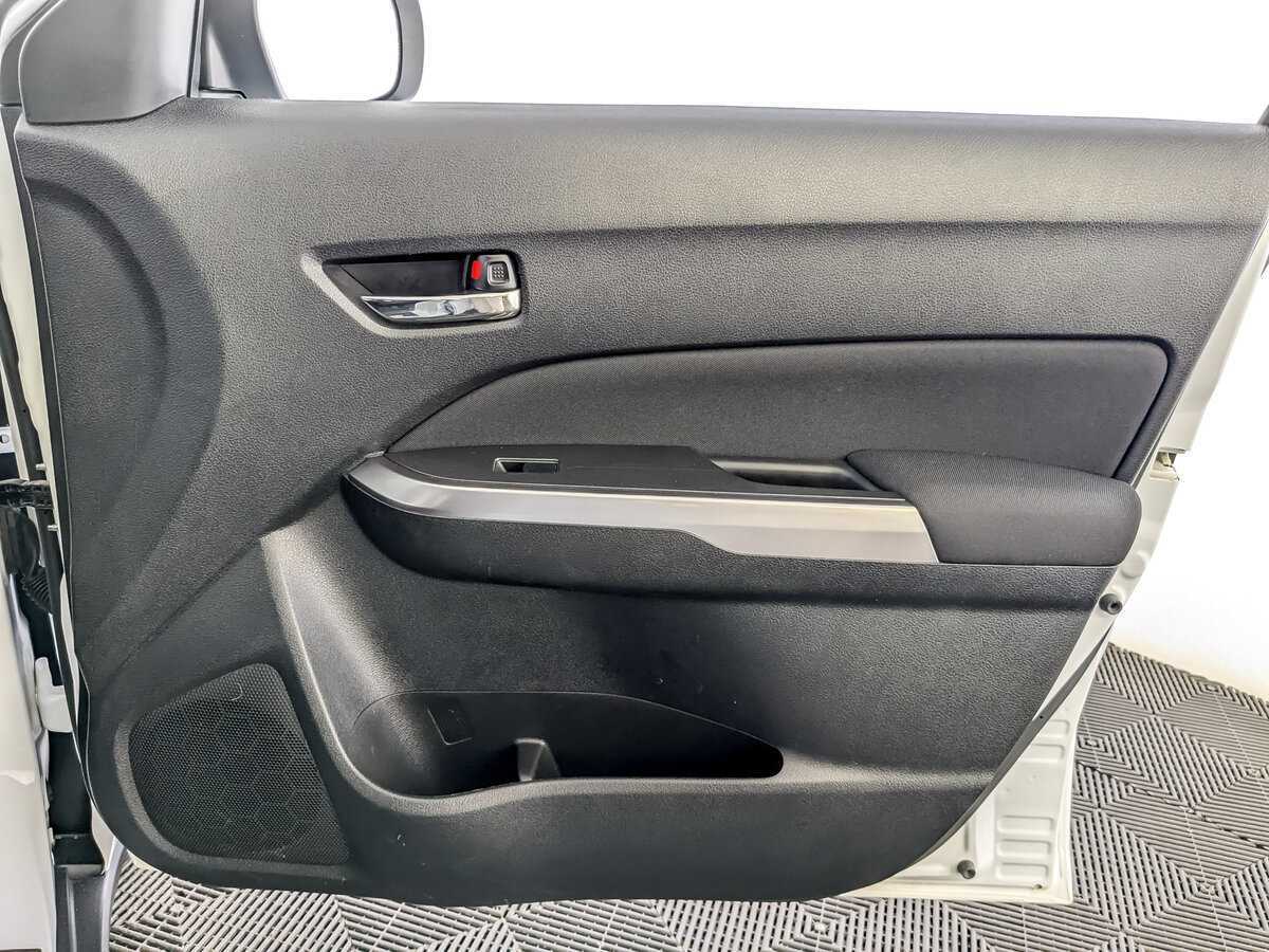 Suzuki Vitara с пробегом — 2020 год. Фото: #19