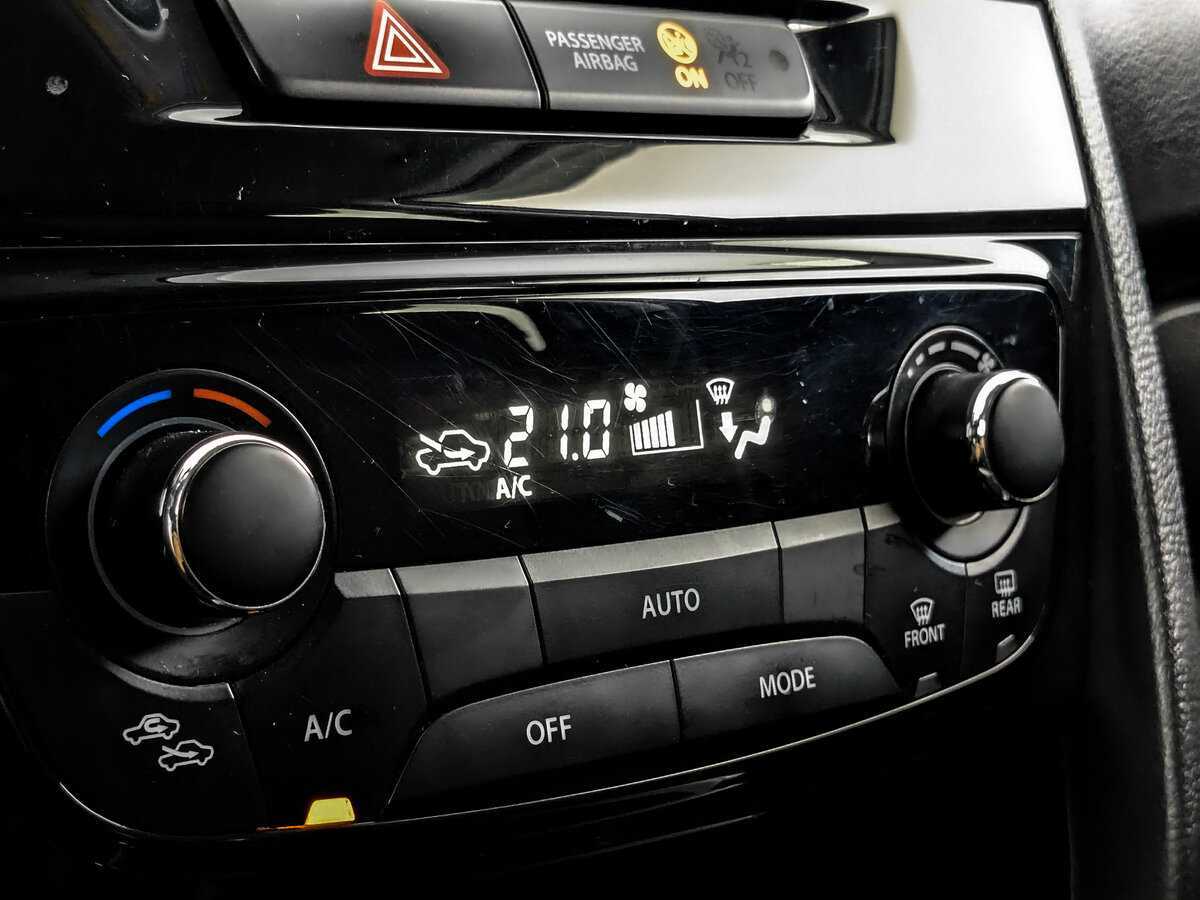 Suzuki Vitara с пробегом — 2016 год. Фото: #19