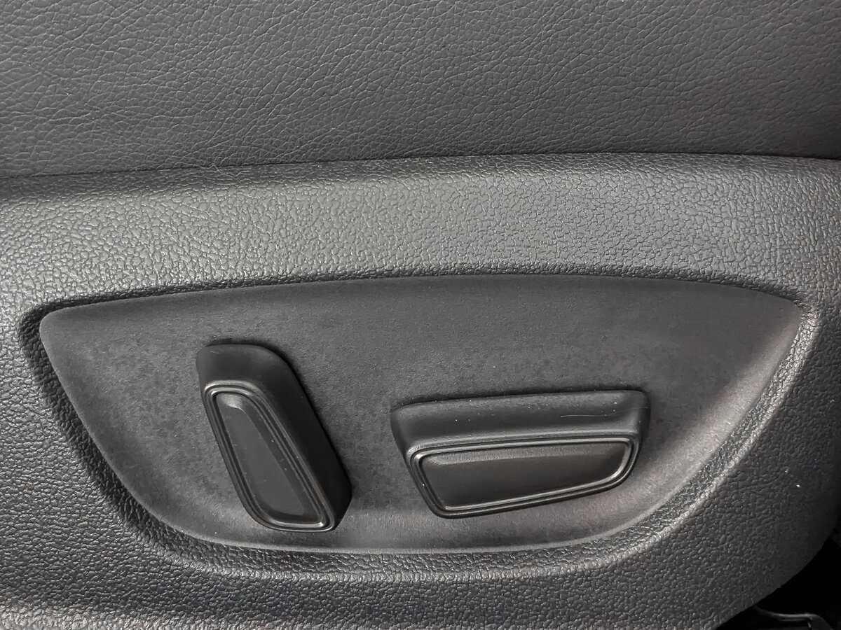 Toyota Camry с пробегом — 2021 год. Фото: #19