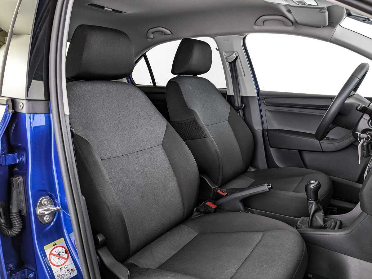 Skoda Rapid с пробегом — 2019 год. Фото: #18