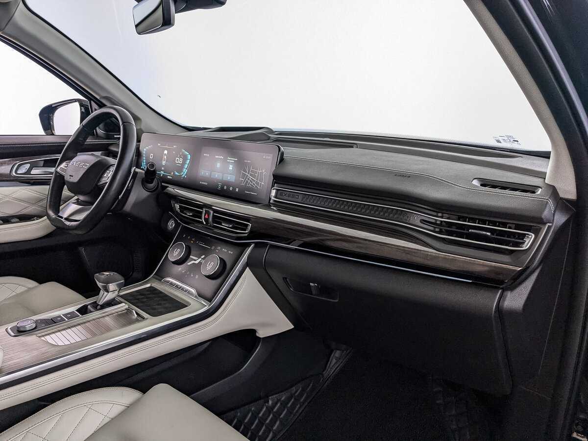 EXEED VX с пробегом — 2022 год. Фото: #8