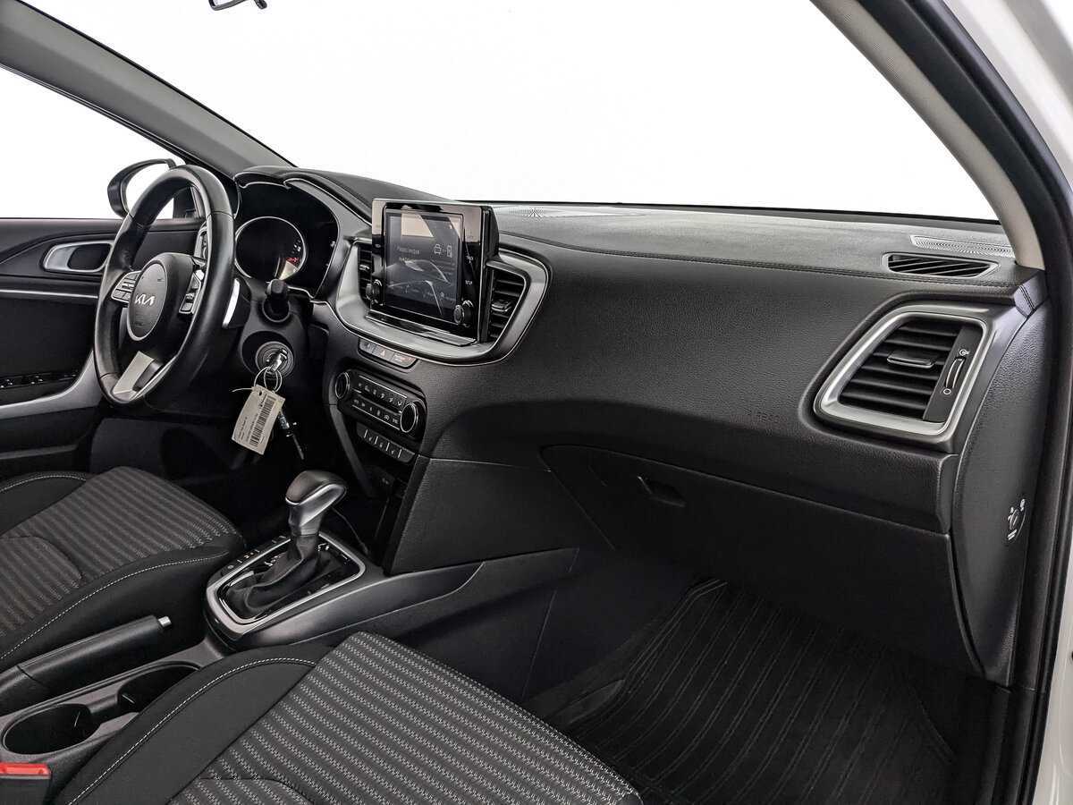 Kia Ceed с пробегом — 2022 год. Фото: #8