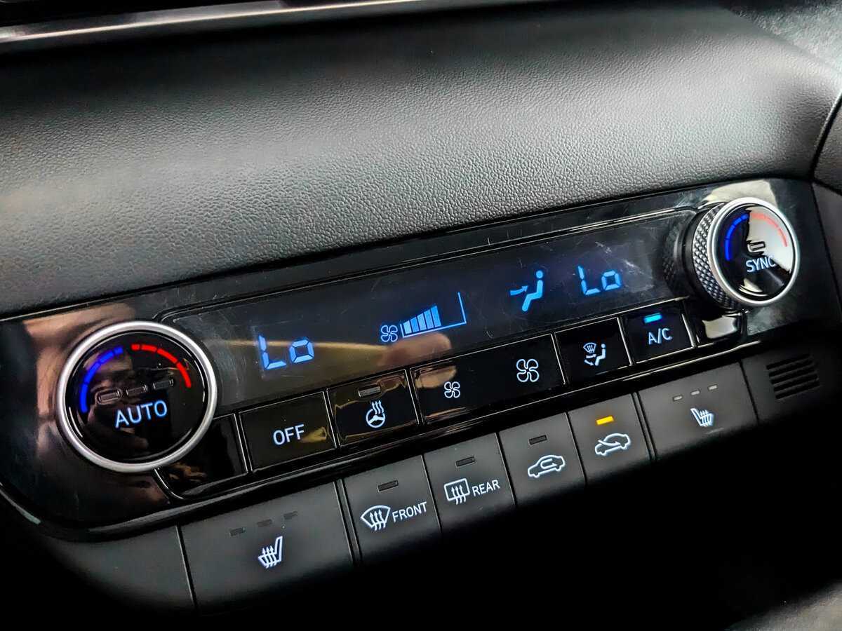 Hyundai Elantra с пробегом — 2021 год. Фото: #18