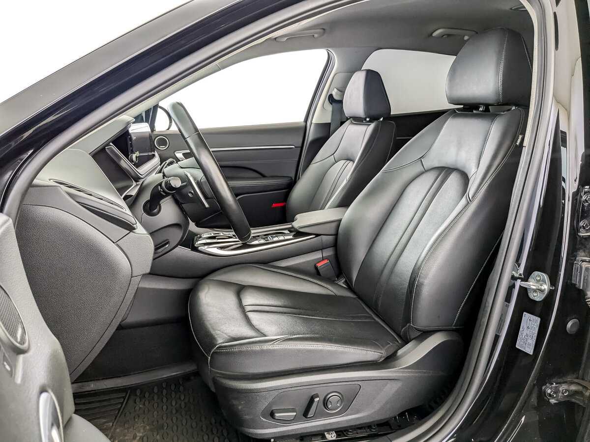 Hyundai Sonata с пробегом — 2022 год. Фото: #15
