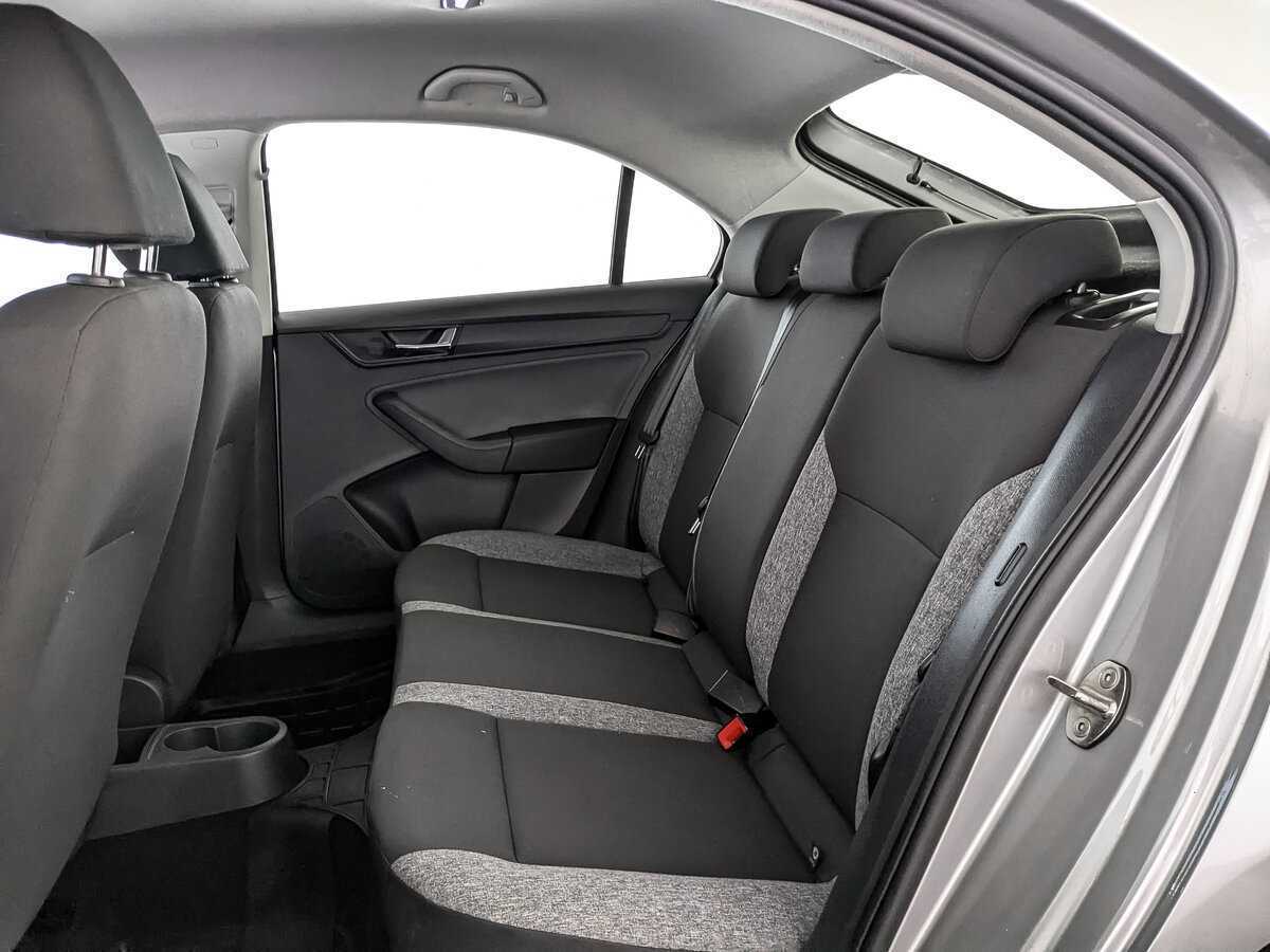 Skoda Rapid с пробегом — 2020 год. Фото: #13