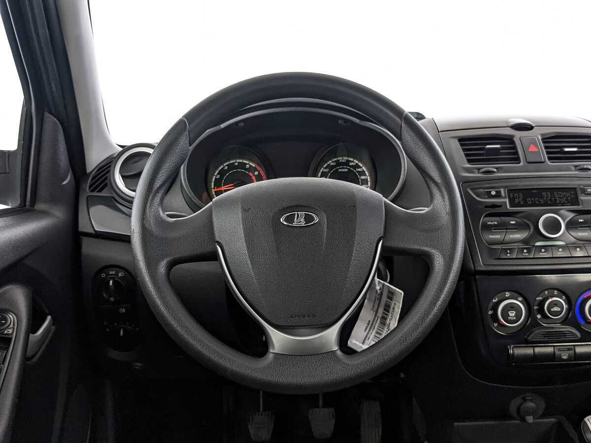 Lada (ВАЗ) Kalina с пробегом — 2018 год. Фото: #17