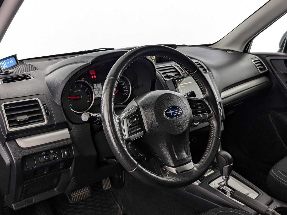 Subaru Forester с пробегом — 2015 год. Фото: #10