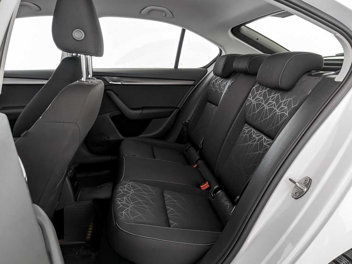 Skoda Octavia с пробегом — 2019 год. Фото: #9