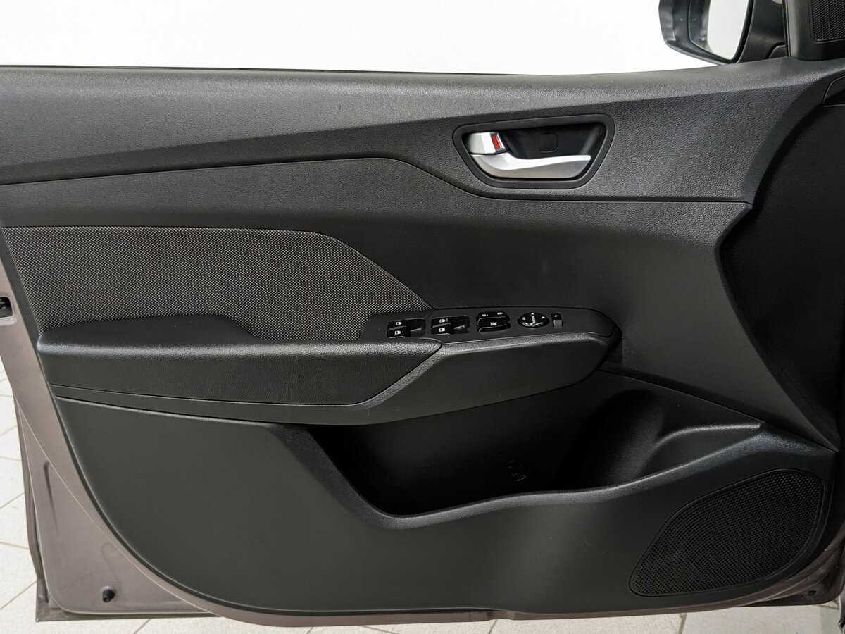 Hyundai Solaris с пробегом — 2018 год. Фото: #14