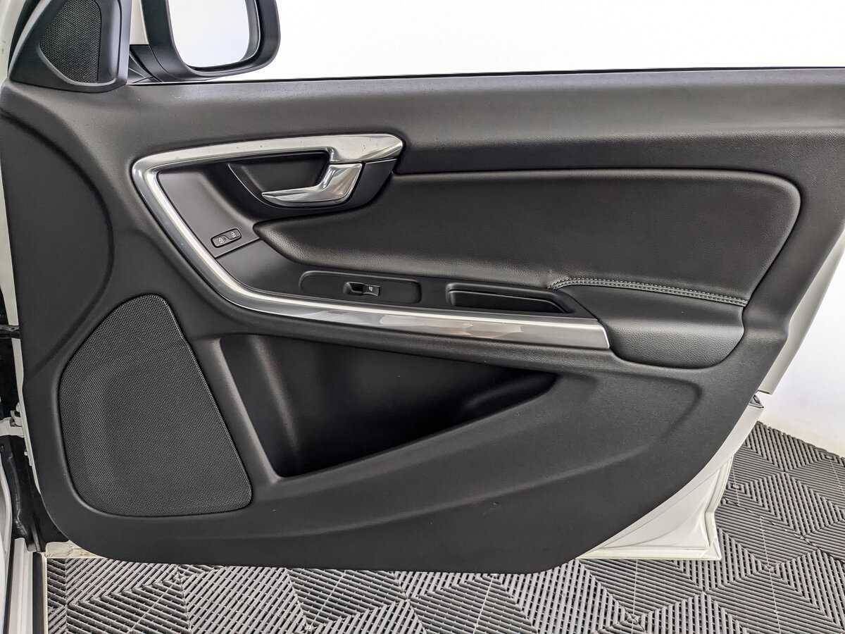 Volvo S60 с пробегом — 2016 год. Фото: #20