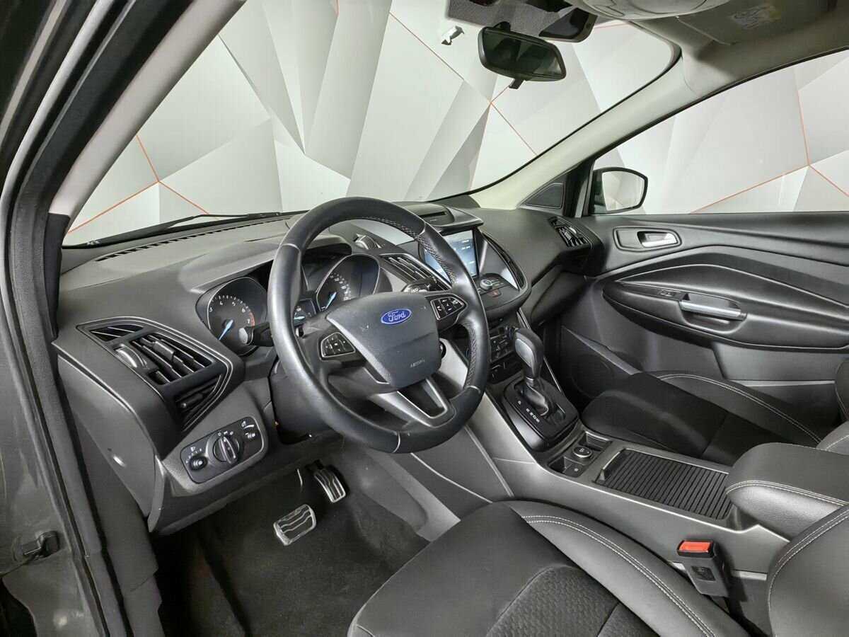 Ford Kuga с пробегом — 2018 год. Фото: #12