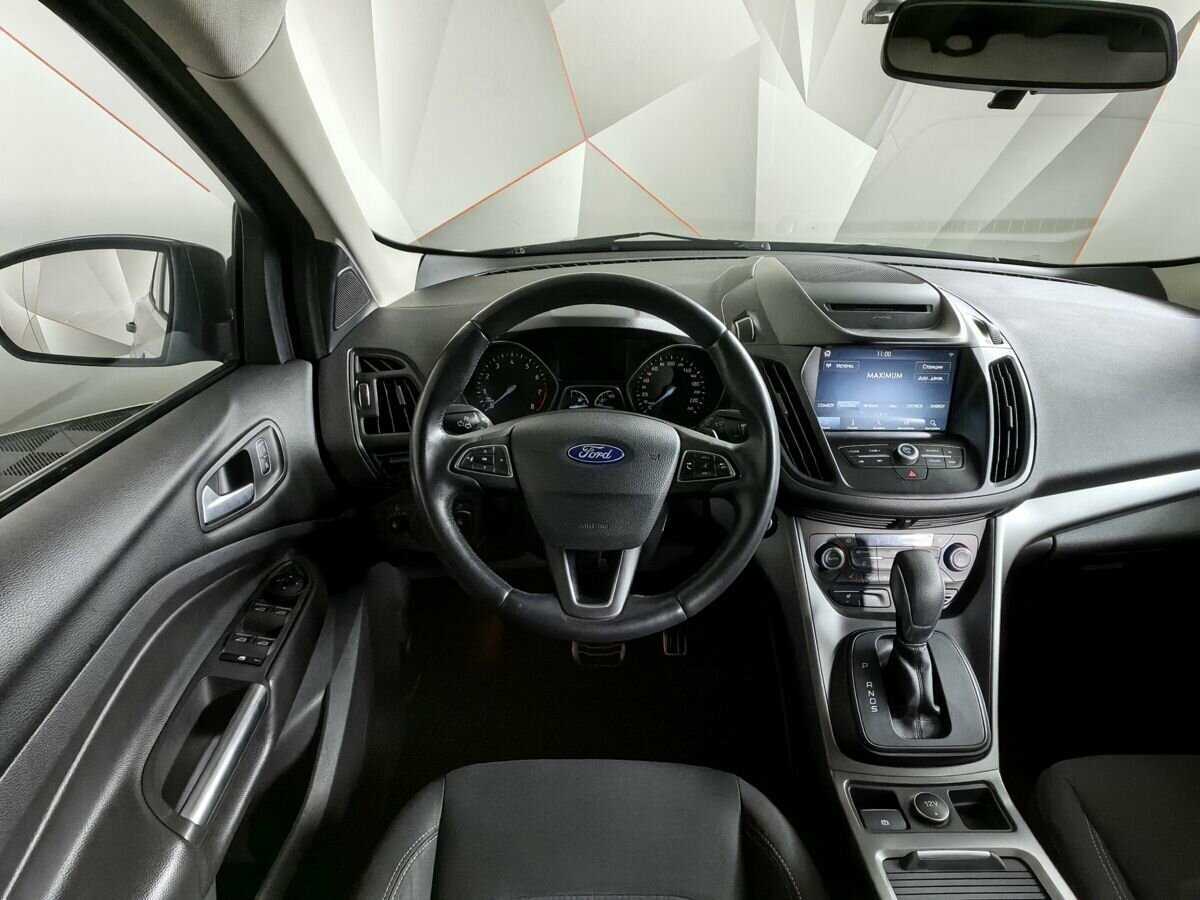 Ford Kuga с пробегом — 2018 год. Фото: #13