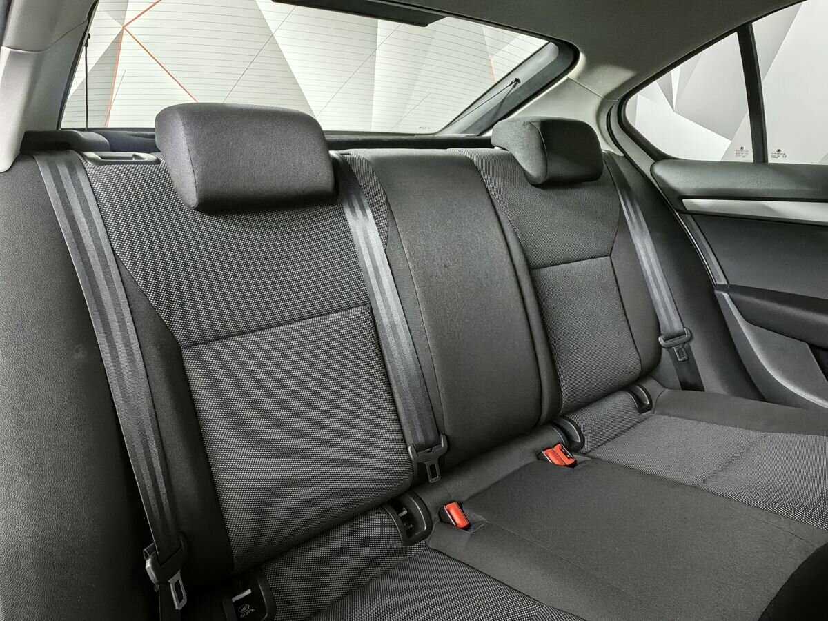 Skoda Octavia с пробегом — 2015 год. Фото: #12