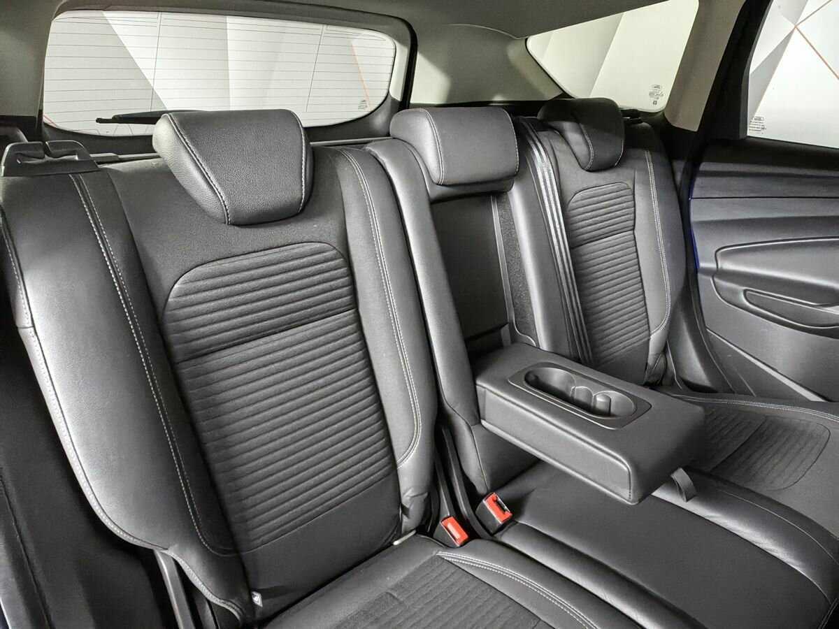 Ford Kuga с пробегом — 2019 год. Фото: #12