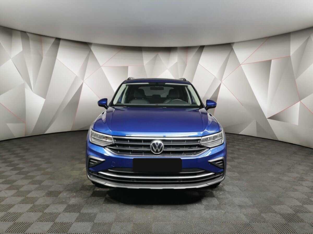 Volkswagen Tiguan с пробегом — 2021 год. Фото: #6