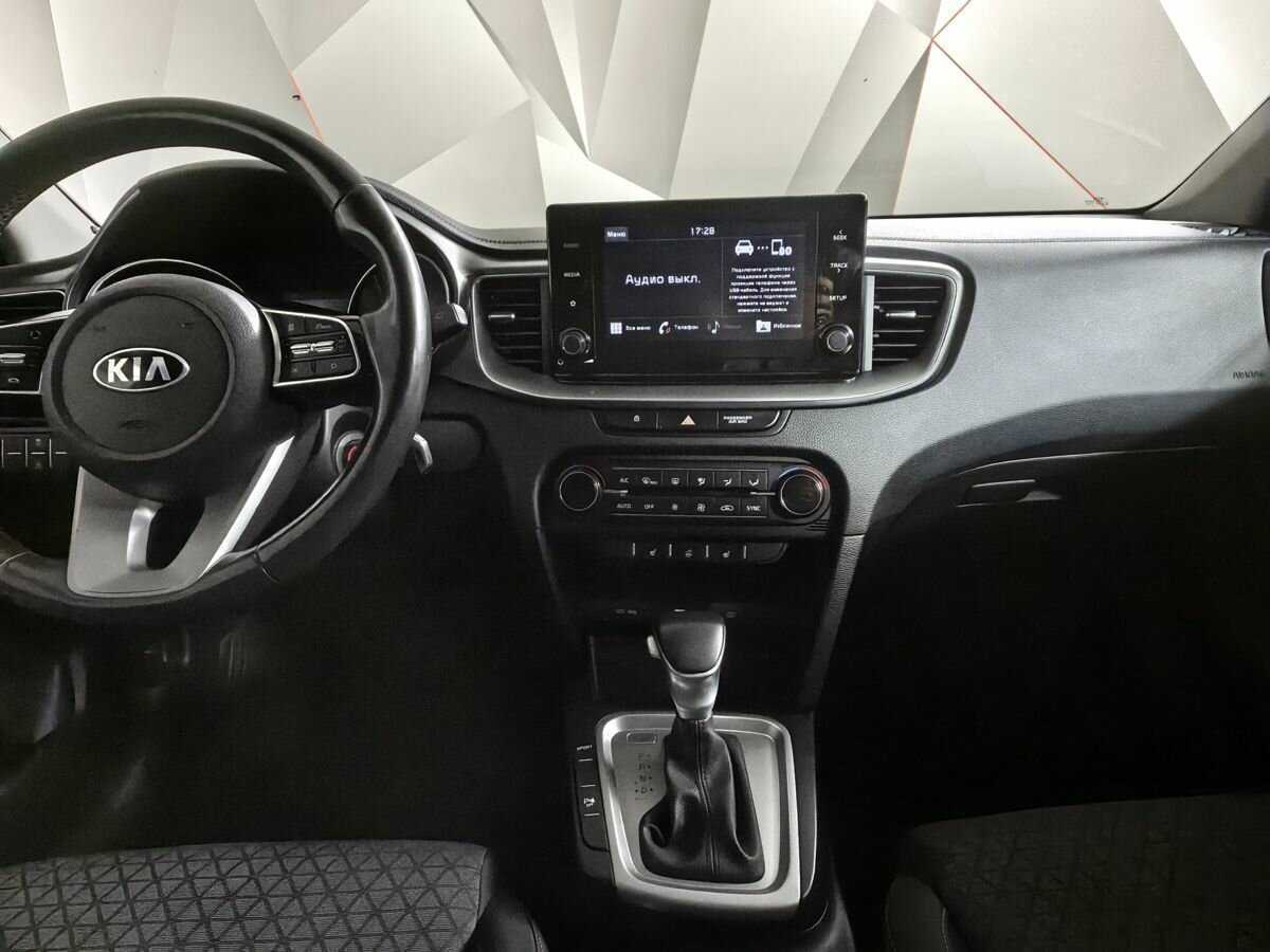 Kia Ceed с пробегом — 2020 год. Фото: #10