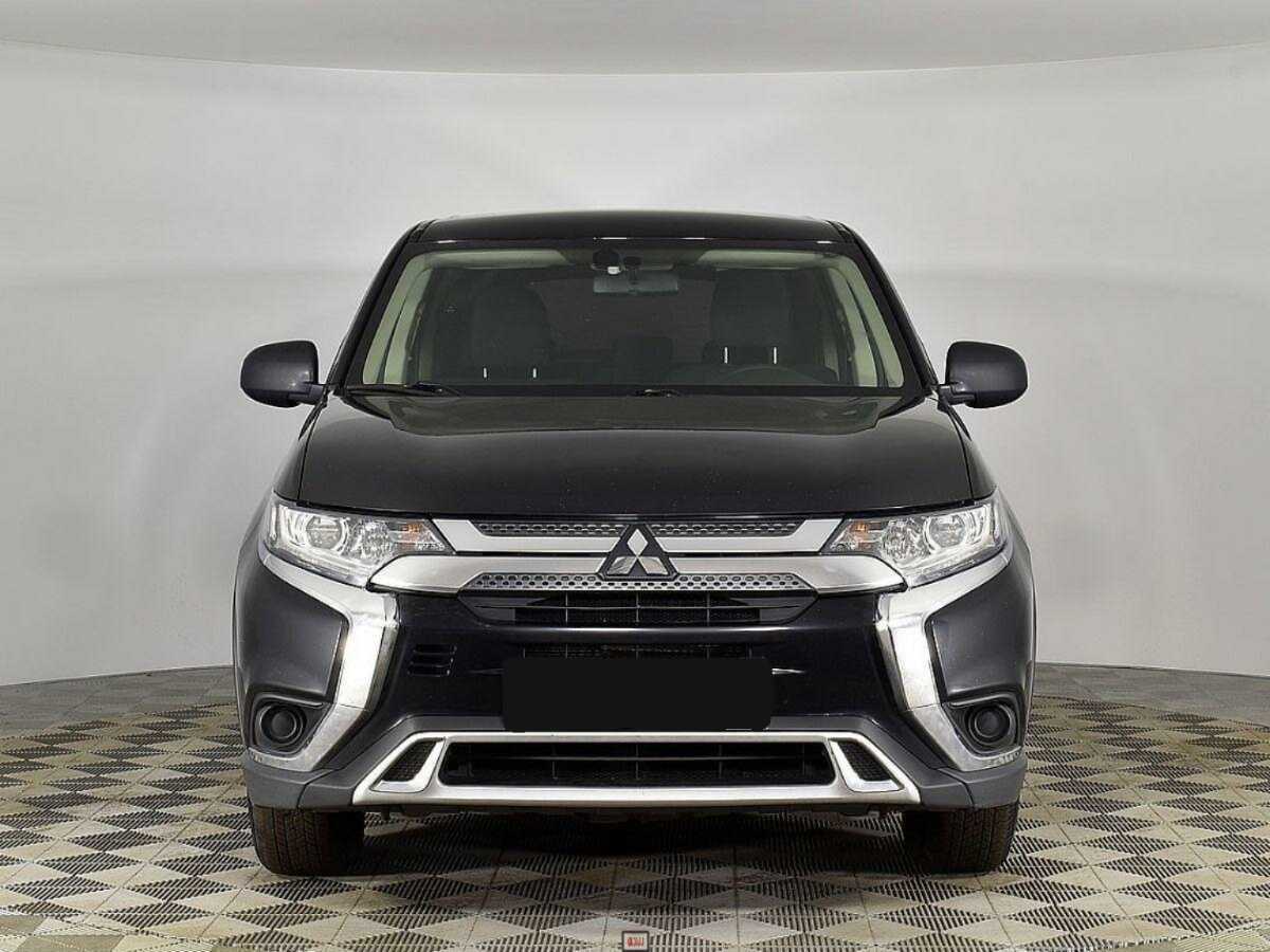 Mitsubishi Outlander с пробегом — 2020 год. Фото: #2