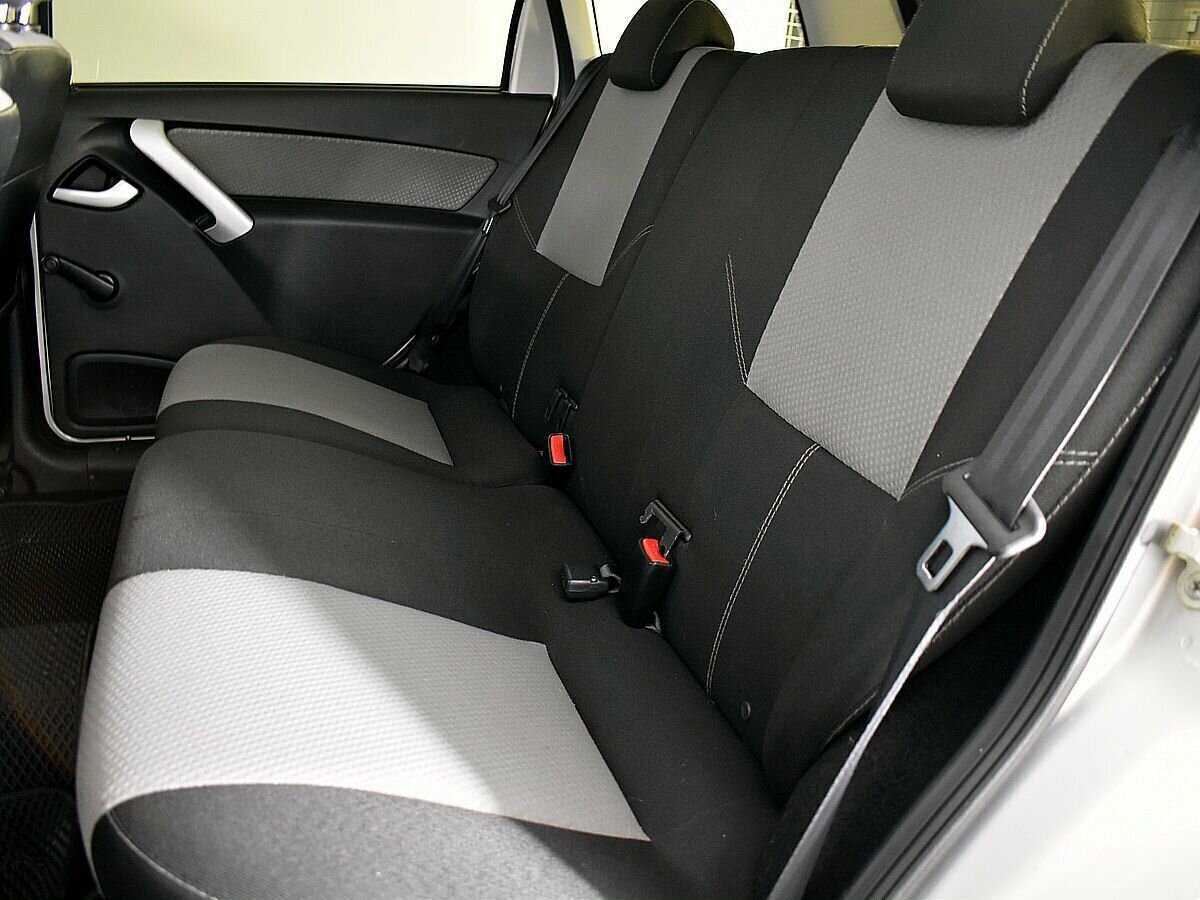 Lada (ВАЗ) Kalina с пробегом — 2017 год. Фото: #8