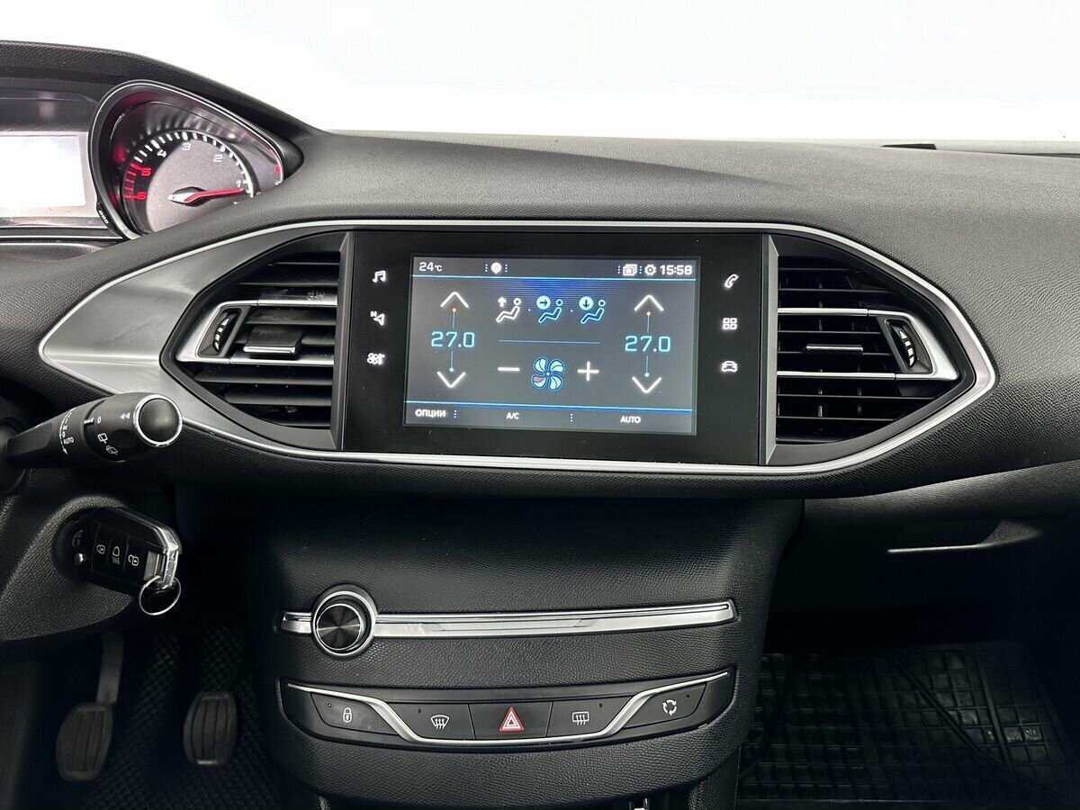 Peugeot 308 с пробегом — 2018 год. Фото: #10