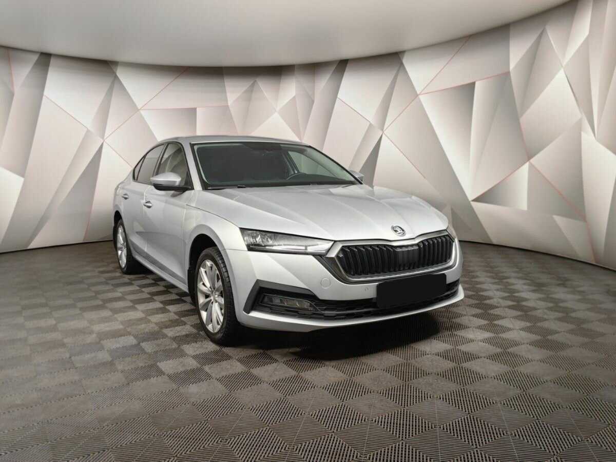 Skoda Octavia с пробегом — 2021 год. Фото: #2