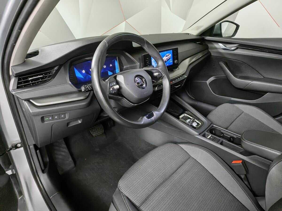 Skoda Octavia с пробегом — 2021 год. Фото: #13
