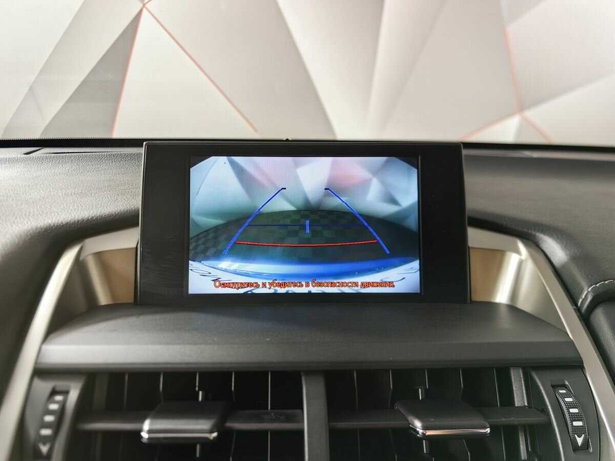 Lexus NX с пробегом — 2016 год. Фото: #15