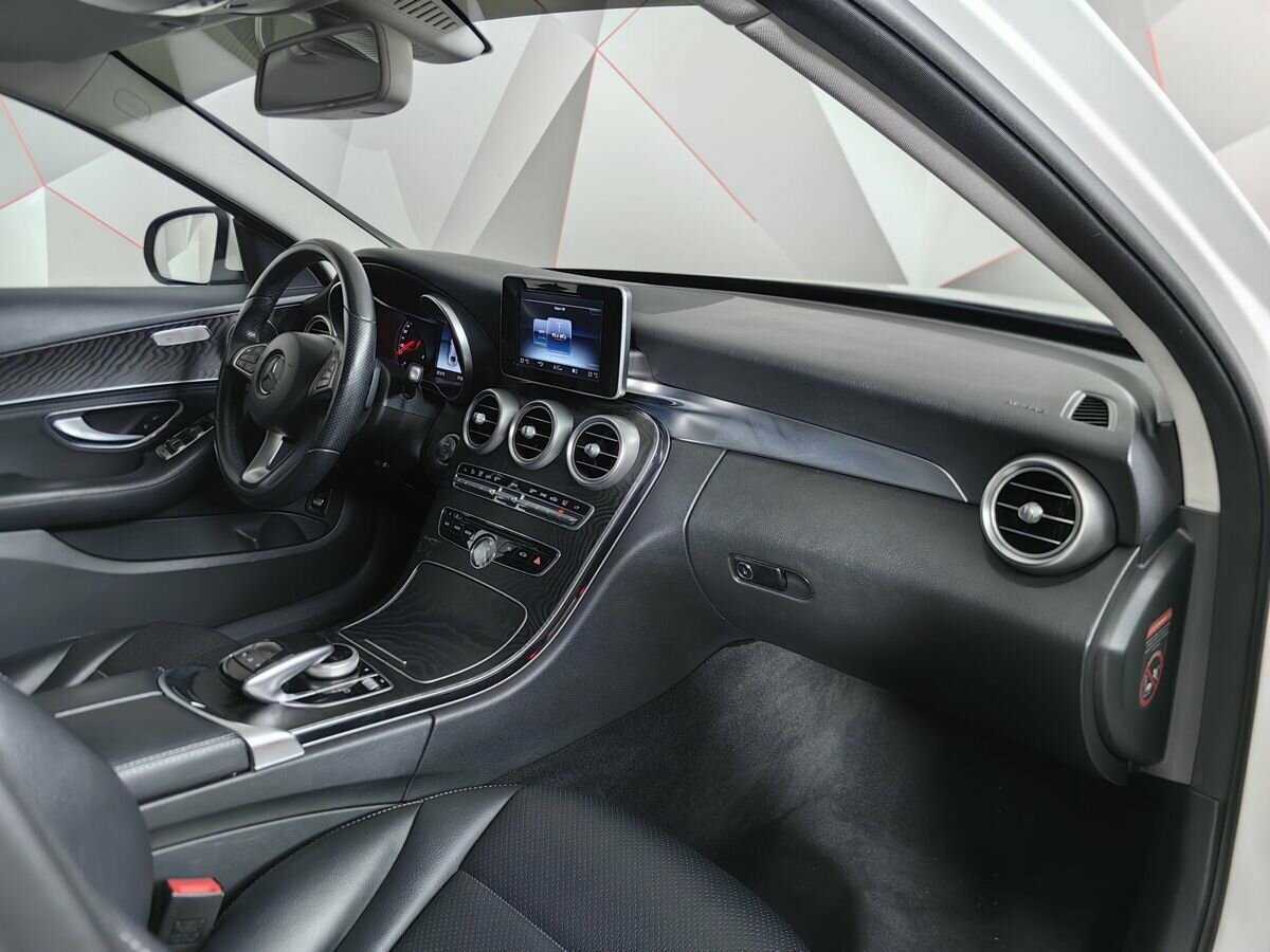 Mercedes-Benz C-Класс с пробегом — 2015 год. Фото: #8