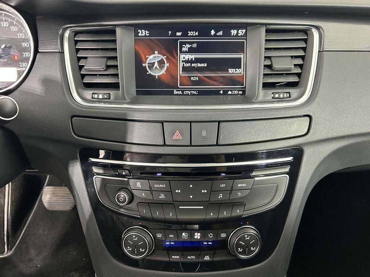 Peugeot 508 с пробегом — 2013 год. Фото: #11