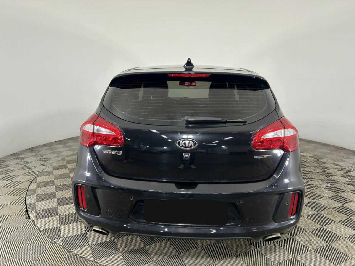 Kia Ceed GT с пробегом — 2017 год. Фото: #2