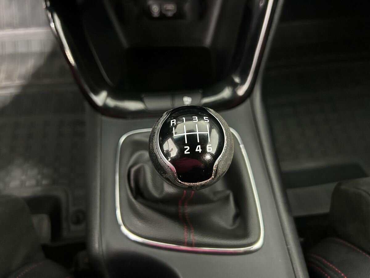 Kia Ceed GT с пробегом — 2017 год. Фото: #12