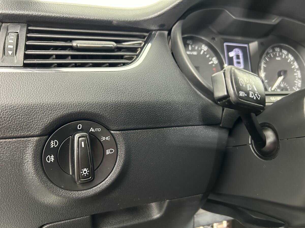 Skoda Octavia с пробегом — 2014 год. Фото: #8