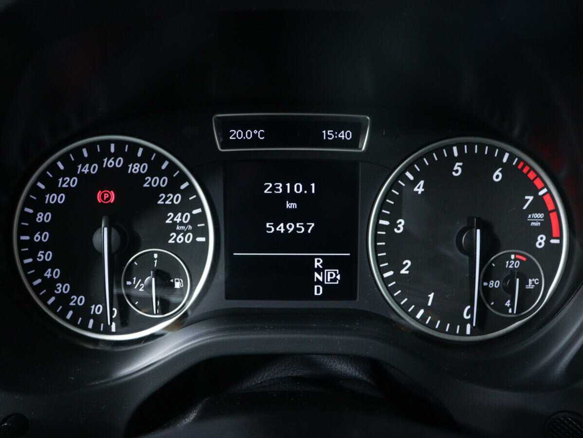 Mercedes-Benz A-Класс с пробегом — 2015 год. Фото: #10