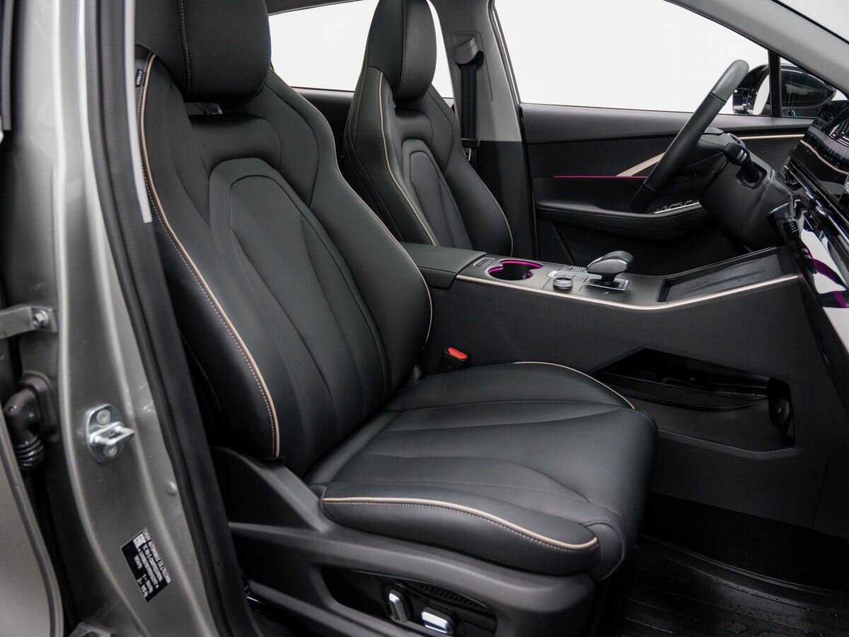 OMODA C5 с пробегом — 2023 год. Фото: #7