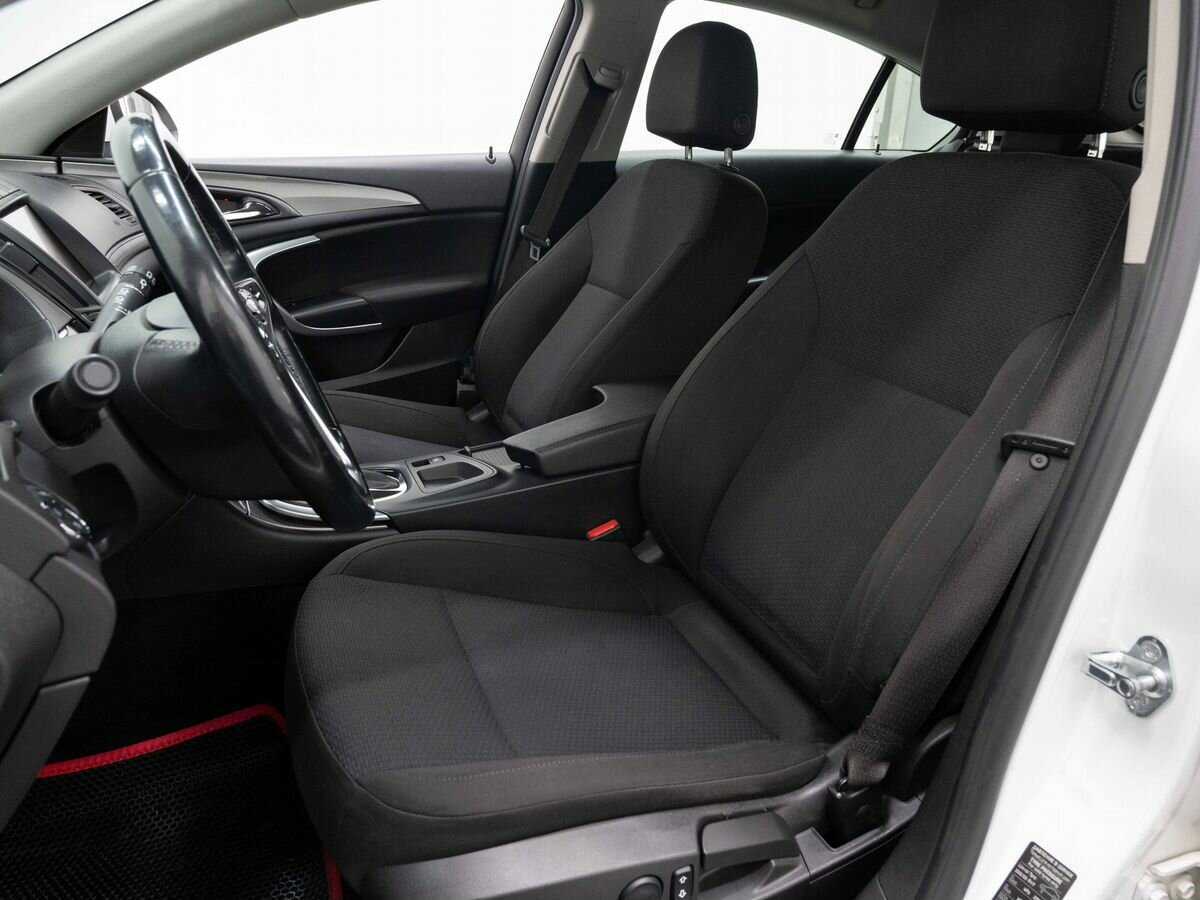 Opel Insignia с пробегом — 2014 год. Фото: #7
