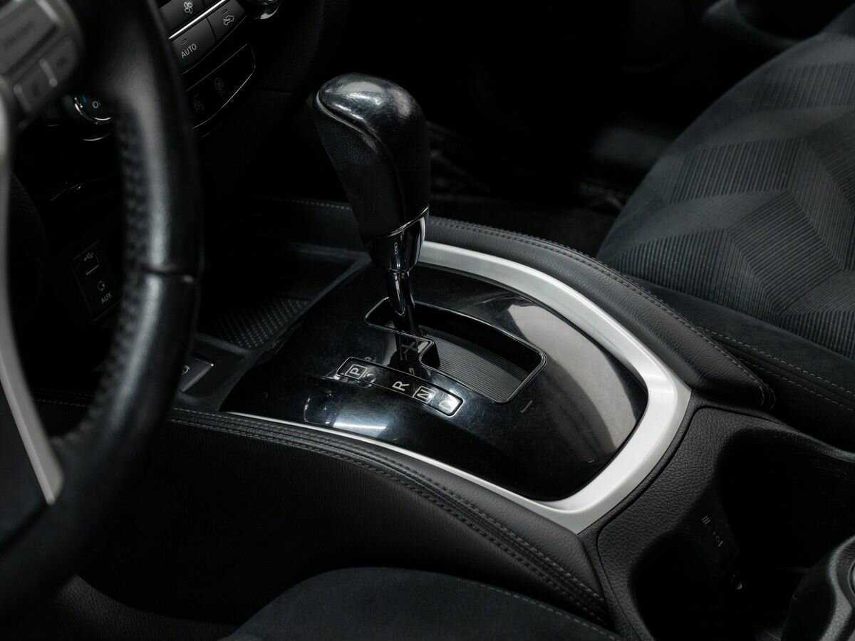 Nissan X-Trail с пробегом — 2015 год. Фото: #16