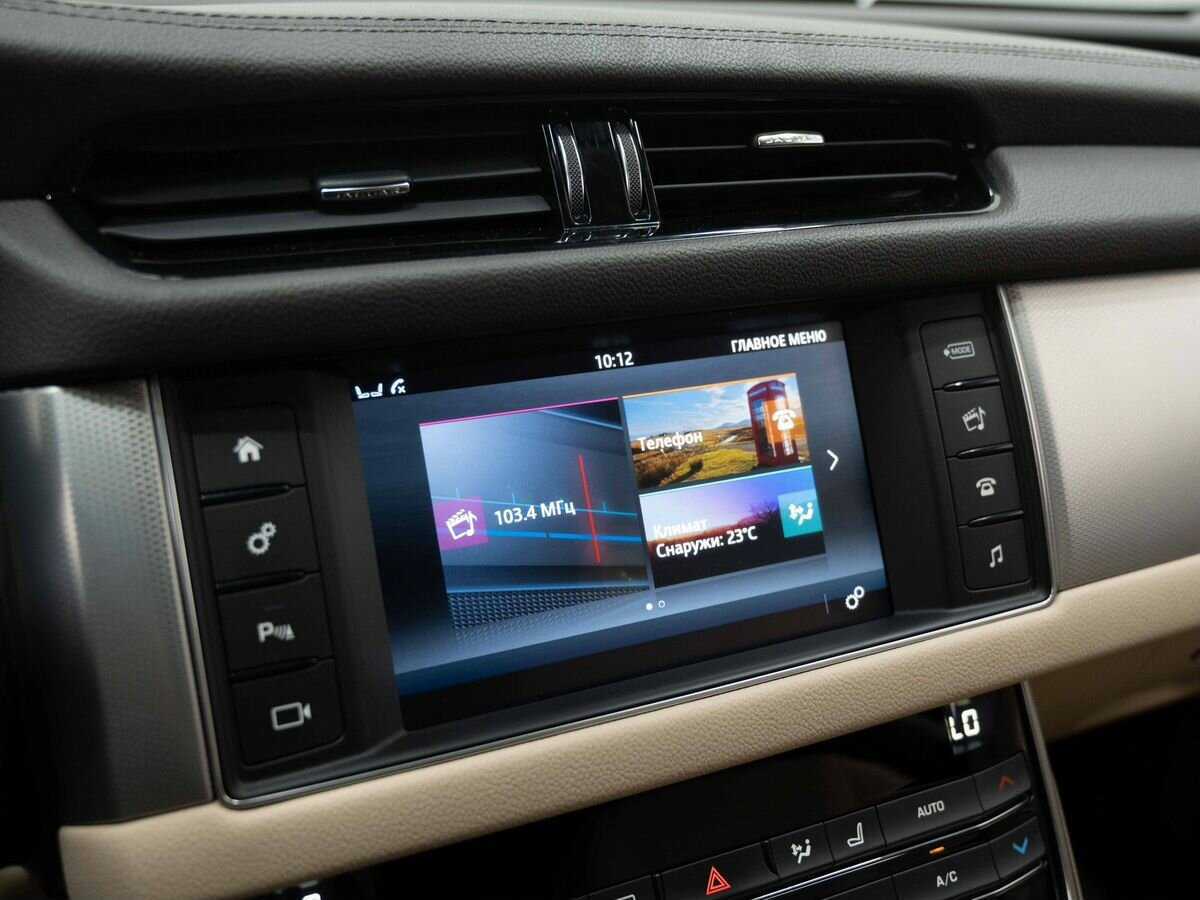 Jaguar XF с пробегом — 2017 год. Фото: #21