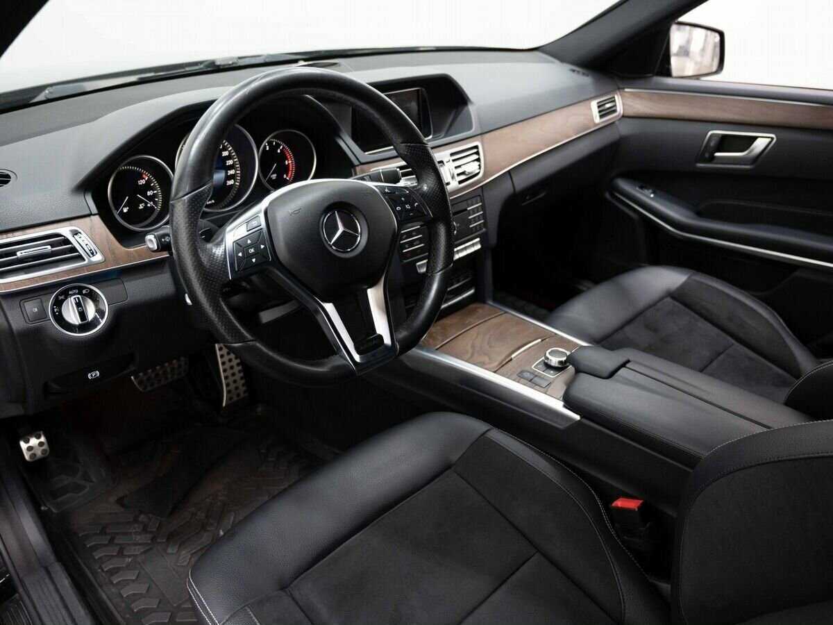Mercedes-Benz E-Класс с пробегом — 2015 год. Фото: #6