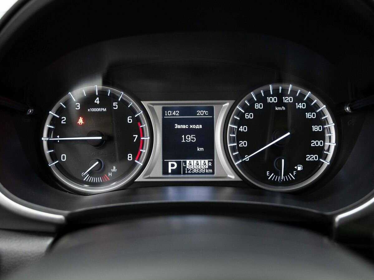 Suzuki Vitara с пробегом — 2016 год. Фото: #15